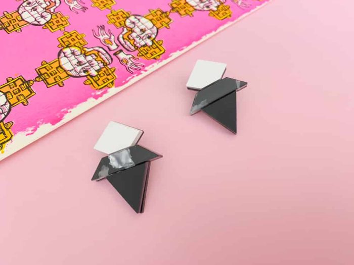 black white rhombus polygon triangle earrings by plexi shock roma